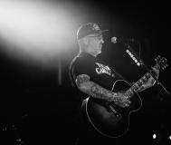 aaron lewis